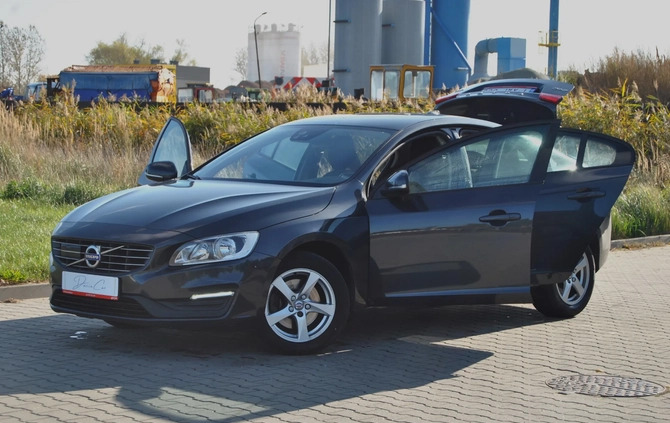 Volvo S60 cena 45900 przebieg: 196000, rok produkcji 2016 z Suwałki małe 172